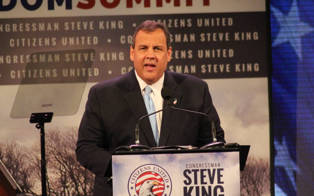 Christie and Paul Join the Anti-Vaxxers, Get Burned