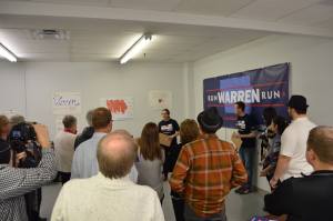 Warren supporters turn out to RWR's Des Moines office opening