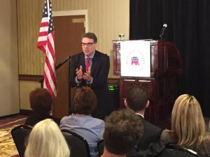 Perry engages with the Dallas County crowd