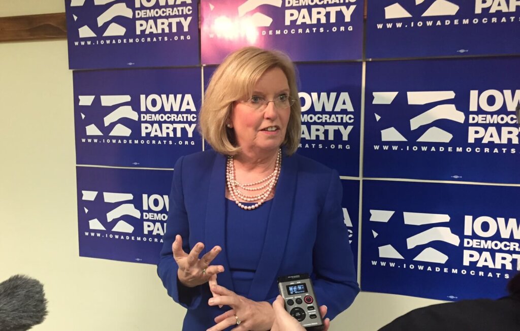 POLITICS - Iowa Starting Line