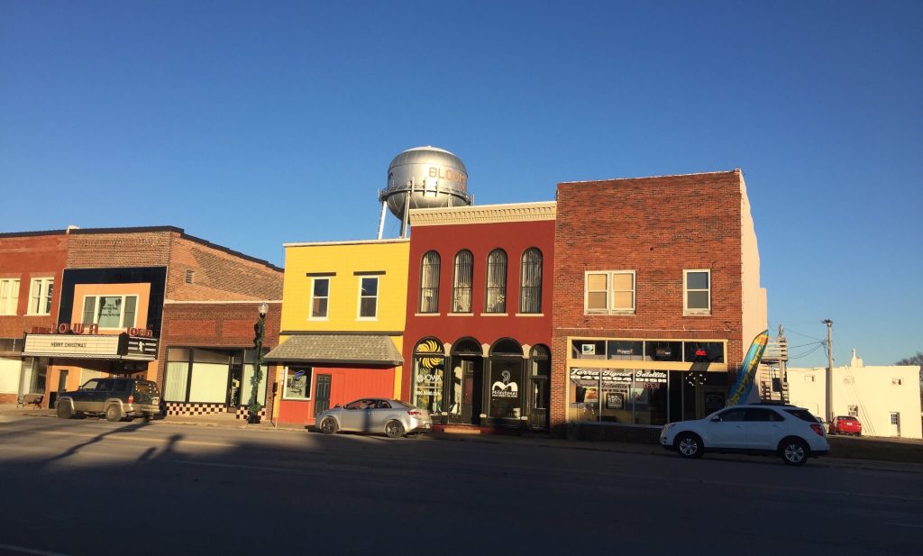 Push 2020 Dems On Their Rural Plan, Vilsack And Caucus Group Urges