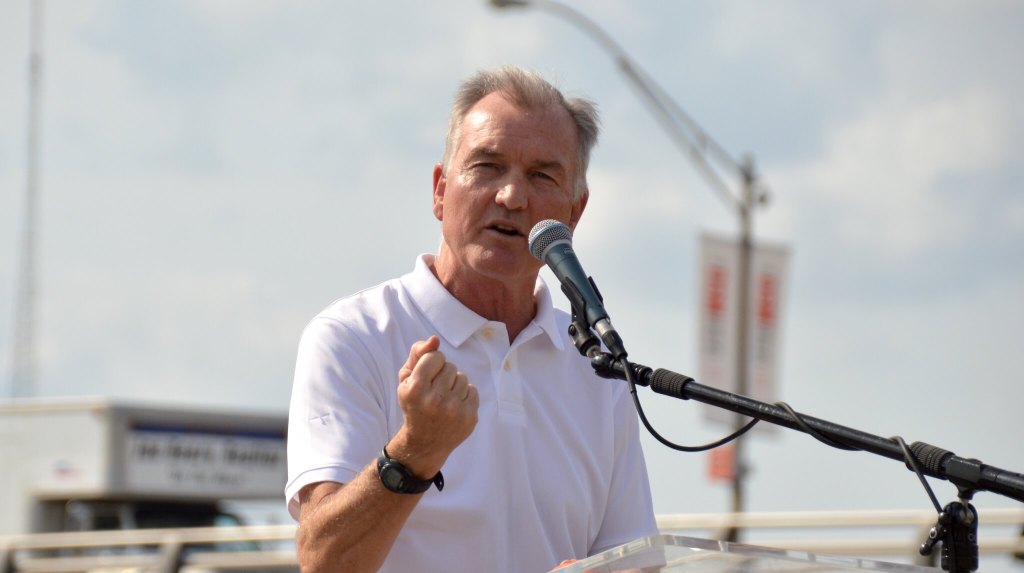 Can An Old Economic Justice Fighter Win Over The New Progressives?