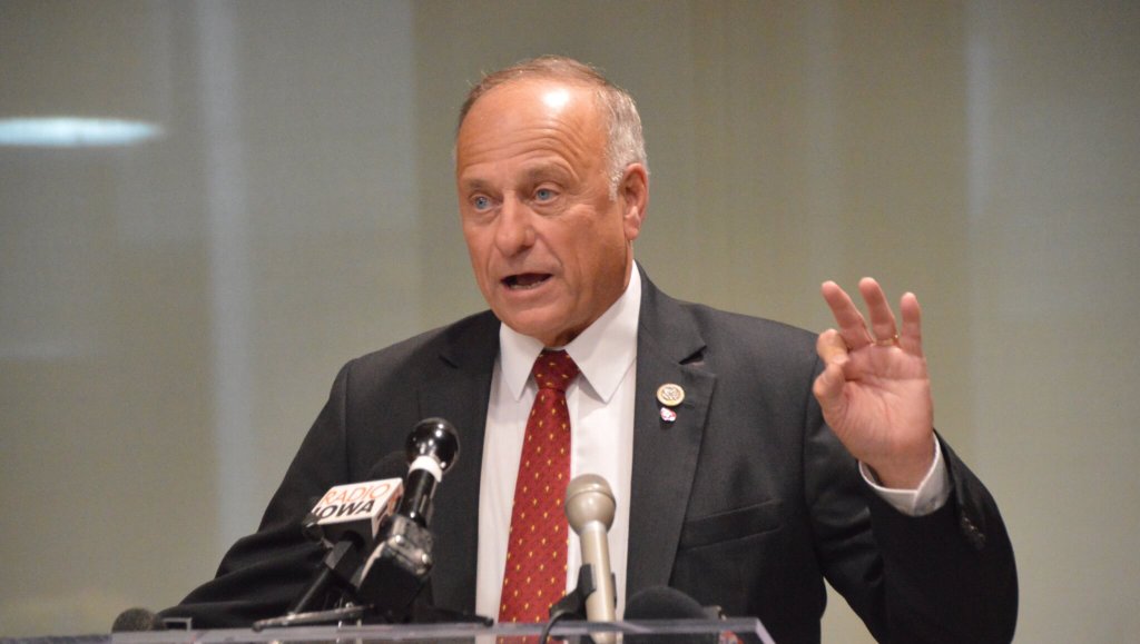 When ‘Diamond And Silk’ Had To Defend Steve King’s Credibility