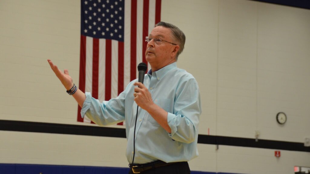 POLITICS - Iowa Starting Line