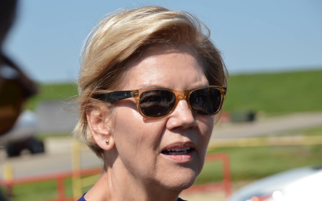 Elizabeth Warren Lands 24 New Iowa Endorsements After Debate