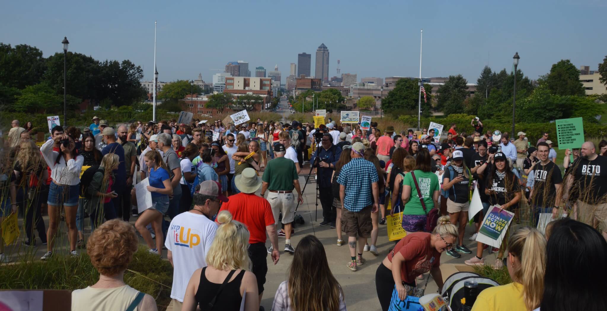 Climate Strike Lights Fire in Des Moines, Around the World Climate Strike Lights Fire in Des Moines, Around the World
