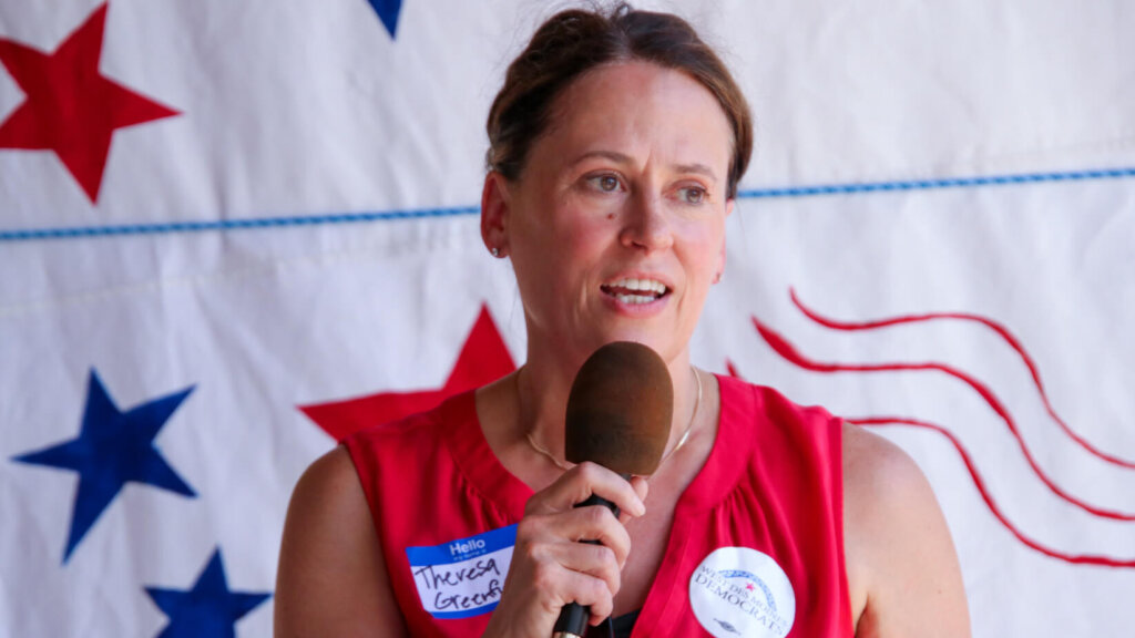 Elizabeth Meyer - Iowa Starting Line