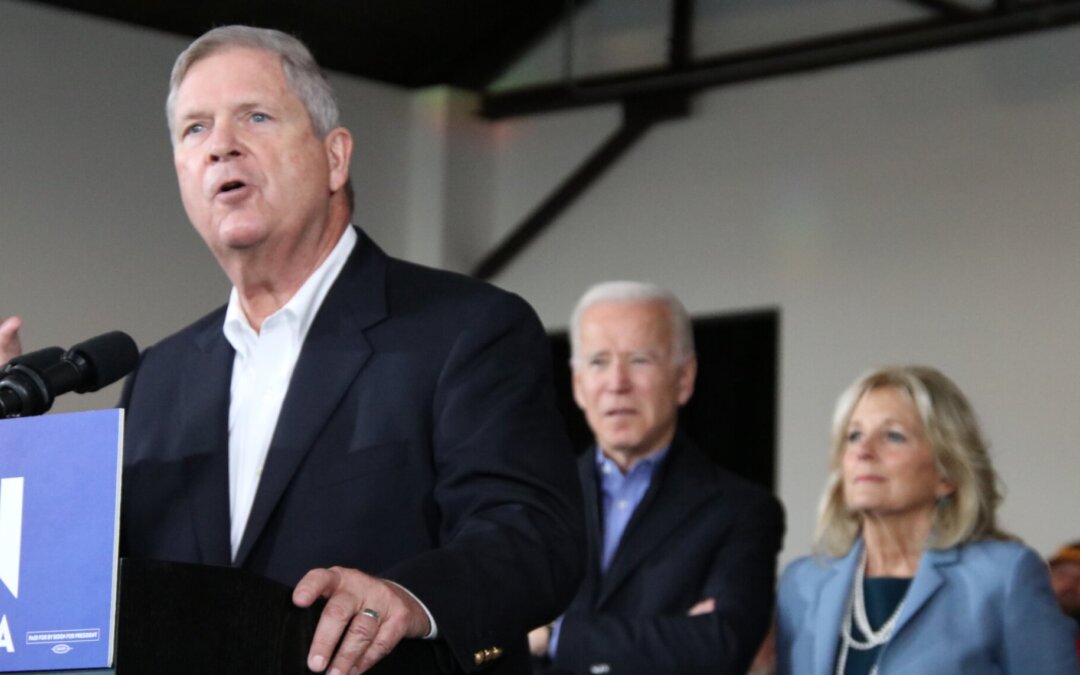 With Vilsacks’ Help, Biden Makes Very Explicit Electability Push