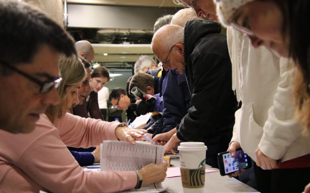 Early Caucus Realignments Pointing To Unpredictable Night