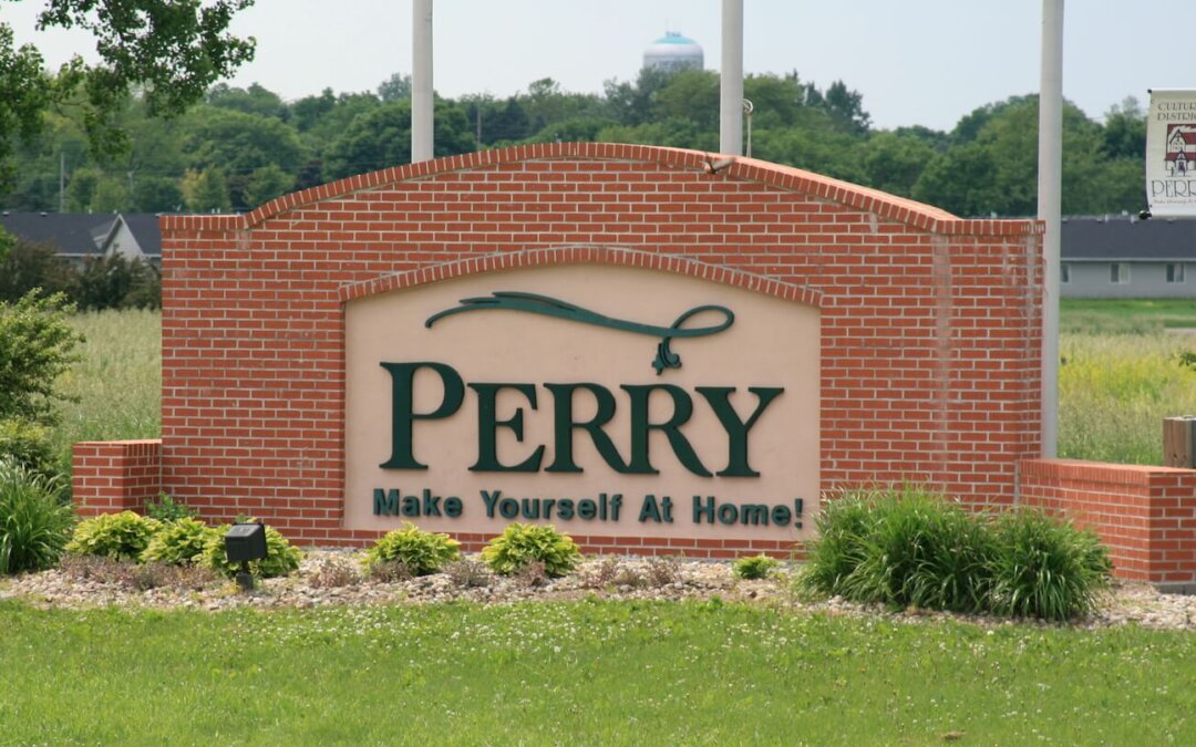 Life After Outbreak; Perry Adjusts To “New Normal”