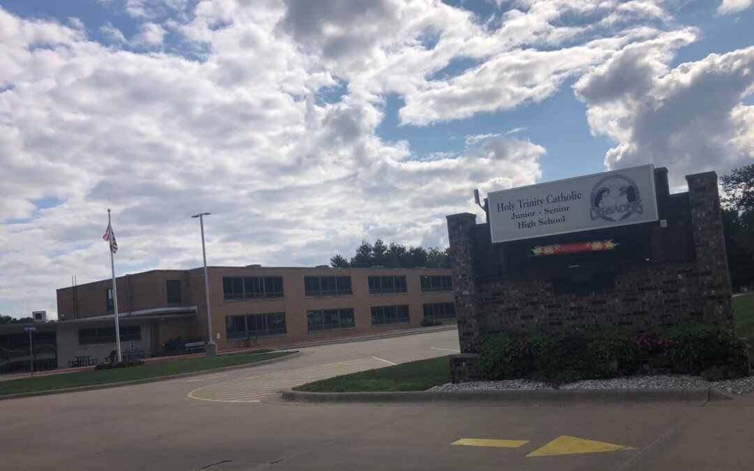 Iowa Mayor Leaves Son’s Graduation Over Mask Requirement