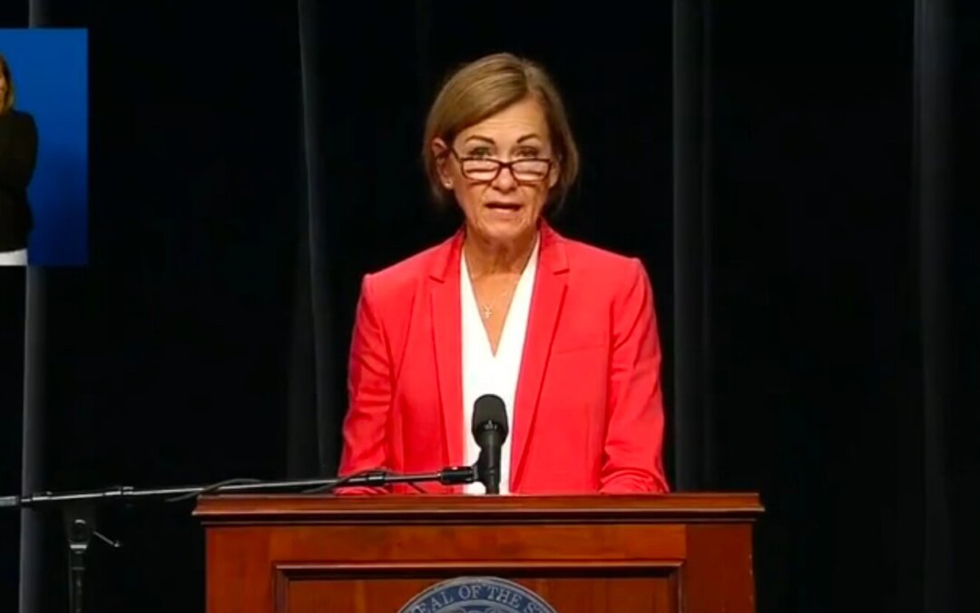 Kim Reynolds Makes A Fool Of Herself On ISU Game