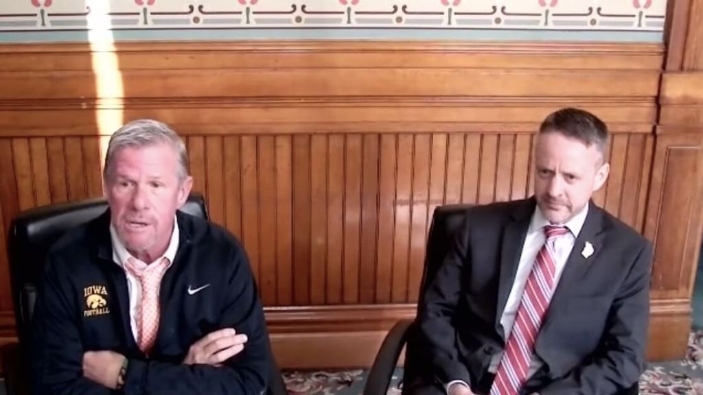 ‘Modest’ Marijuana Penalty Reform Bill Advances In Iowa Senate