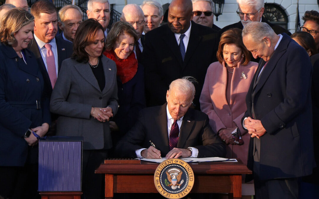 A Lot Of Good-Paying Jobs Are Coming To Iowa, Labor Leaders Say Of Infrastructure Bill’s Signing