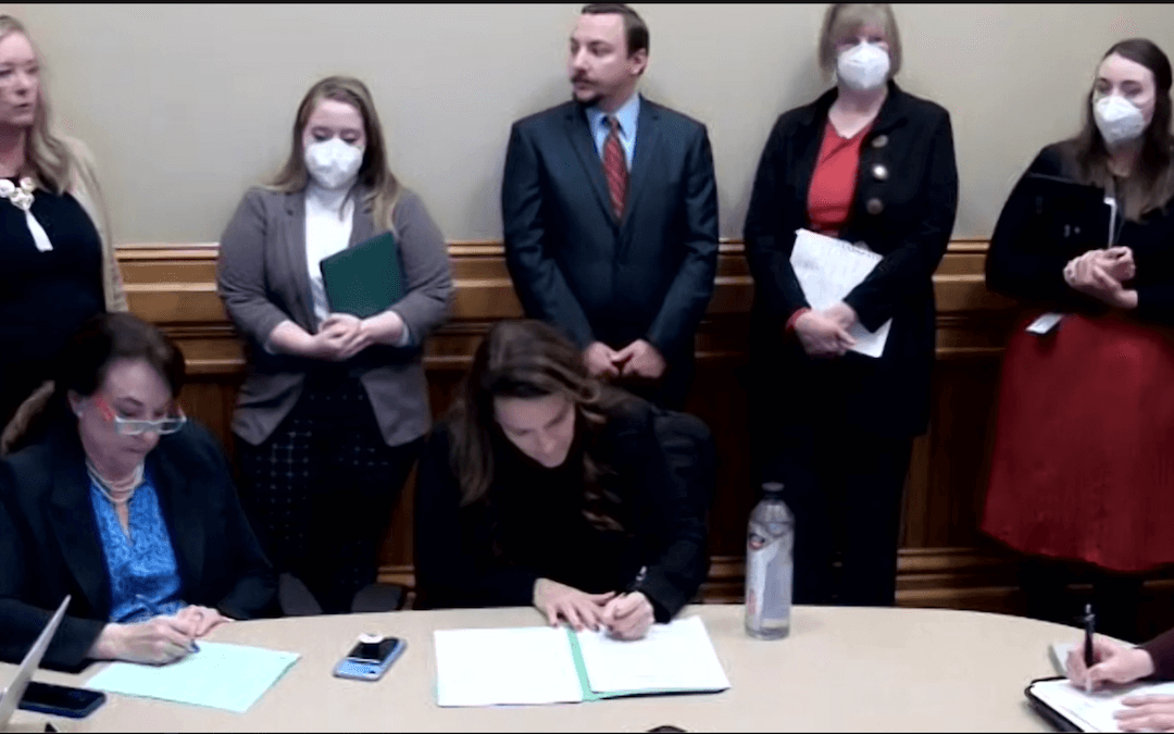 Iowa Bill Would Repay Student Loan Debt to Attract Mental Health Providers