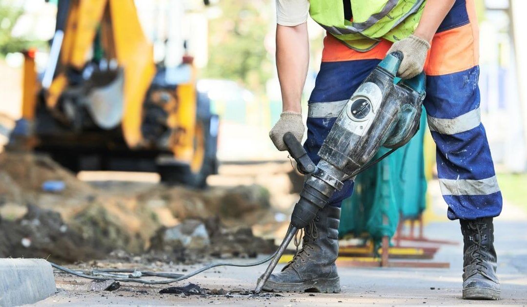 Unions, Seasonal Workers Say Iowa GOP Unemployment Law Will Drive Workers Away