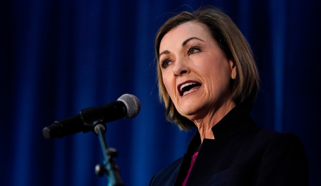 Poll: Large Majority Of Iowans Oppose Reynolds’ Private School Voucher Plan