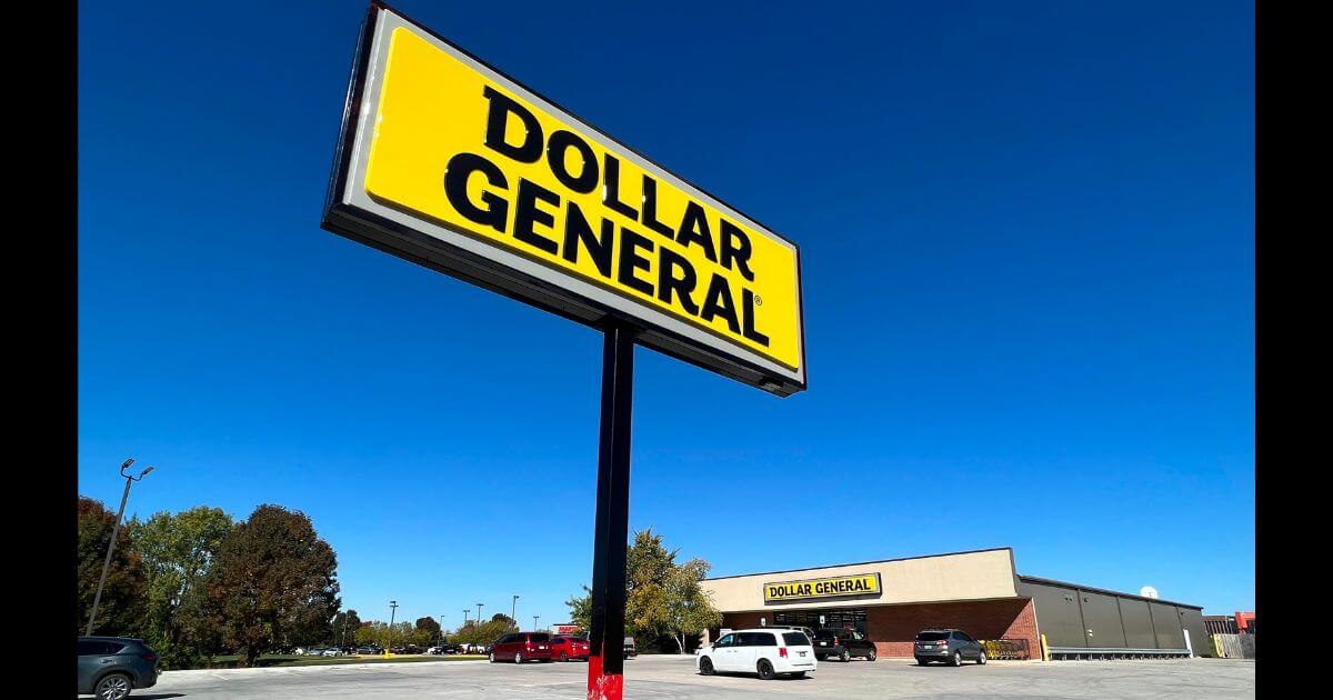 How Local Iowa Grocers Are Fighting Back Against Dollar General