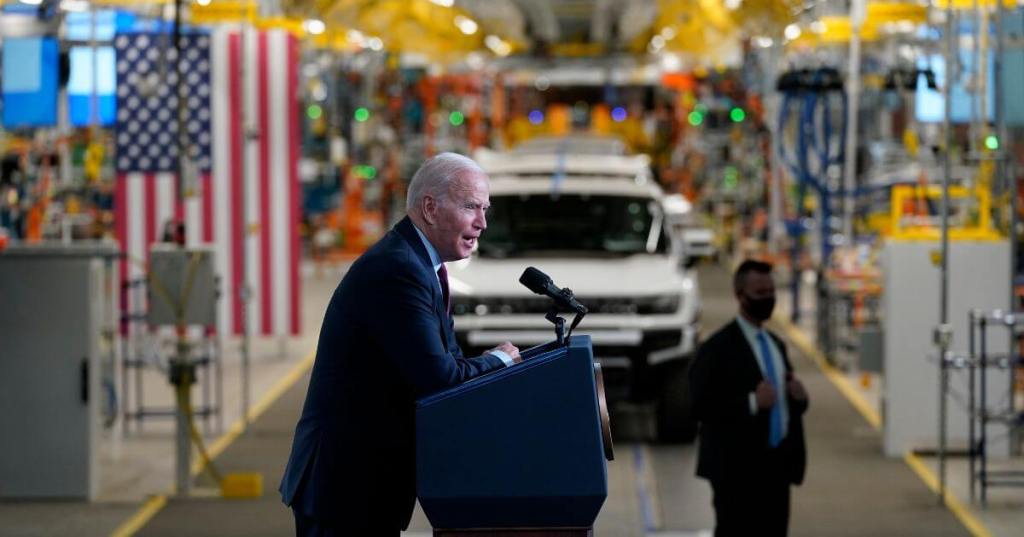 How The Right’s Hatred Of Electric Vehicles Is Growing In Iowa