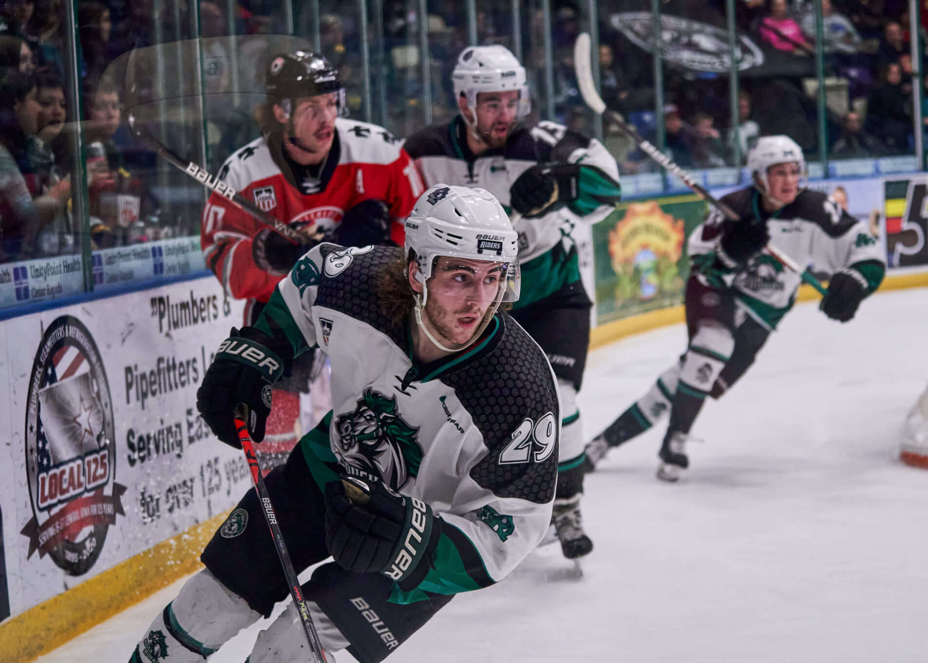 9 Iowa hockey teams to check out