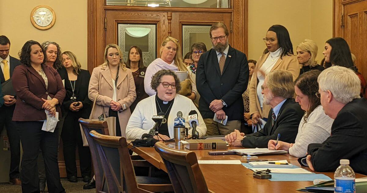 Senate Moves Iowa’s ‘Don’t Say Trans’ Bill Forward