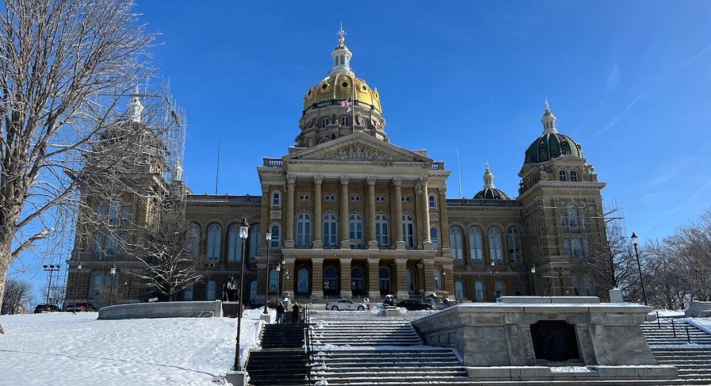 Bill Expands Iowa Child Labor, Limits Teens’ Protection If Hurt