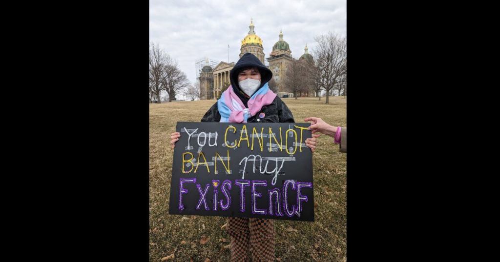 Protests, rallies, and candidate meetings around Iowa for Mar. 24-31, 2026