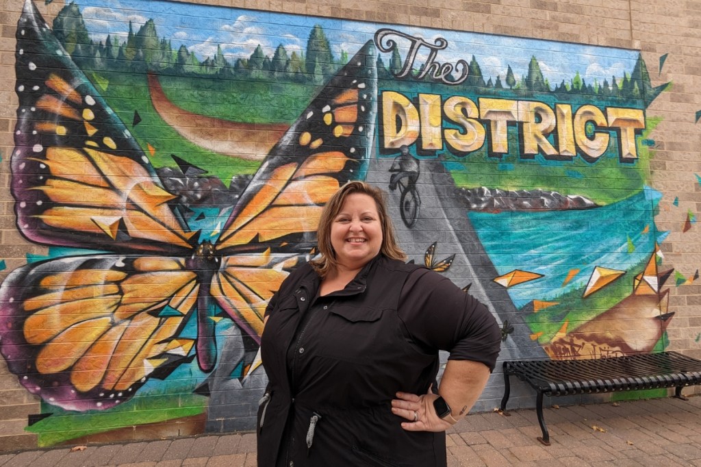 Ankeny School Board candidate Amber Romans was almost a teacher. Now she wants to fight for them