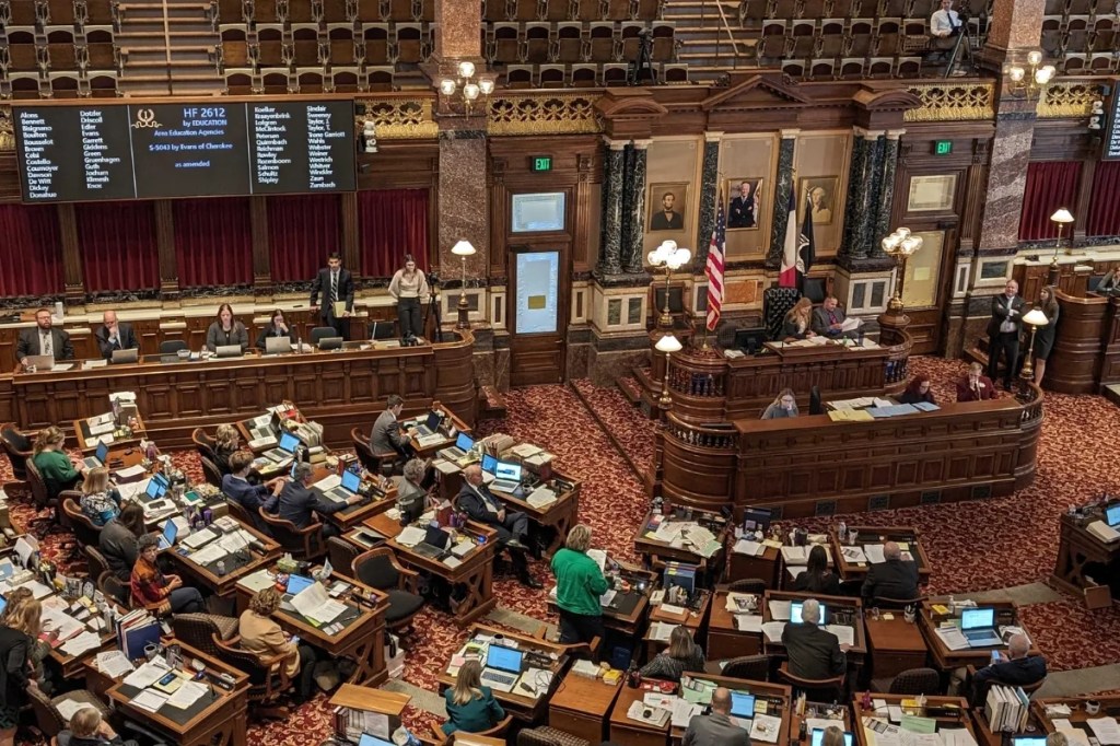 EXCLUSIVE: House Majority PAC makes huge Iowa ad buy as Democrats go on offense