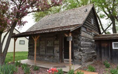 10 buildings in Iowa that are older than the state itself