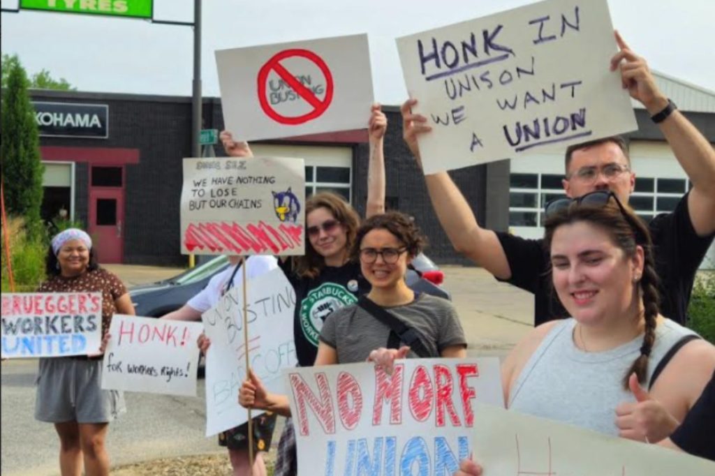 Bruegger’s Bagels employees launch new union in Iowa
