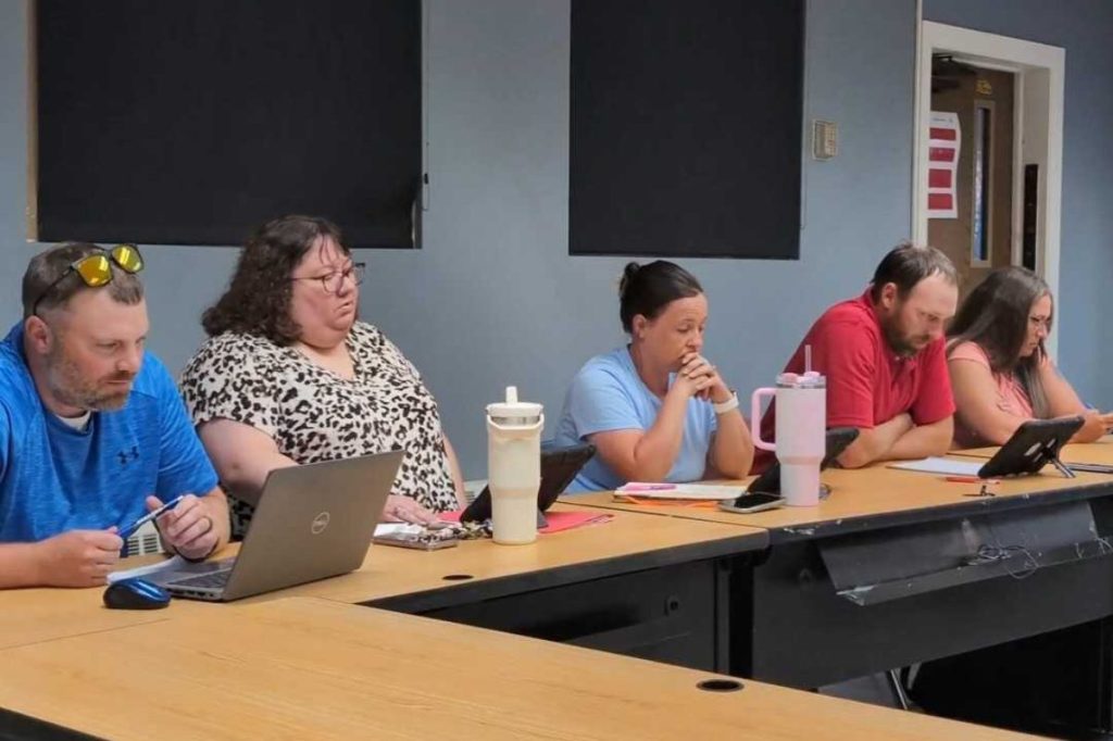 Orient-Macksburg officials move forward with plan to close Iowa school district