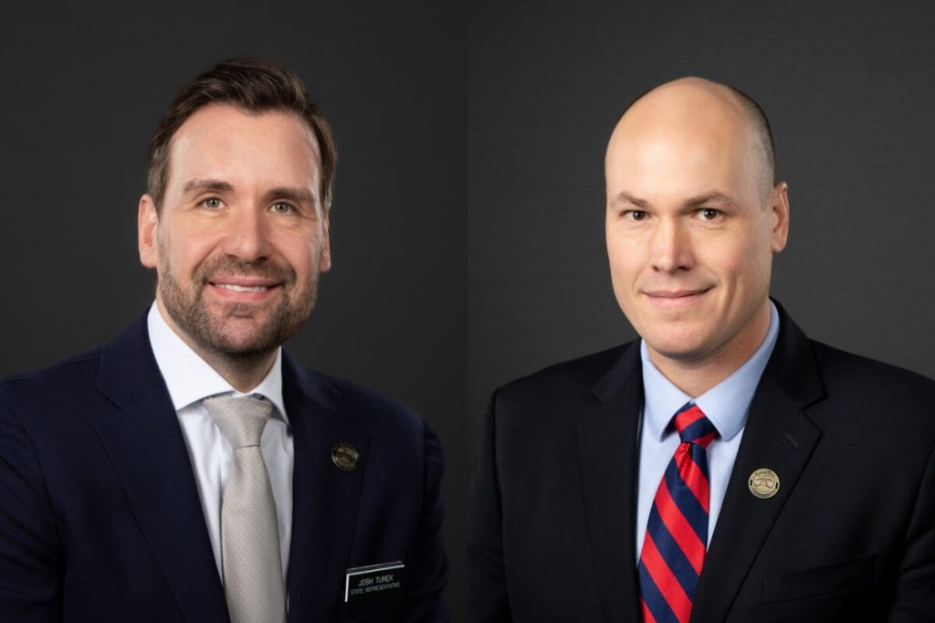 Scholten suspends US Senate campaign, endorses Turek