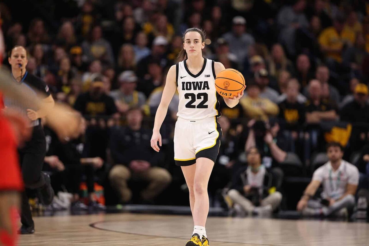 Changing the Channel: Des Moines bar puts women’s sports front and center Changing the Channel: Des Moines bar puts women’s sports front and center