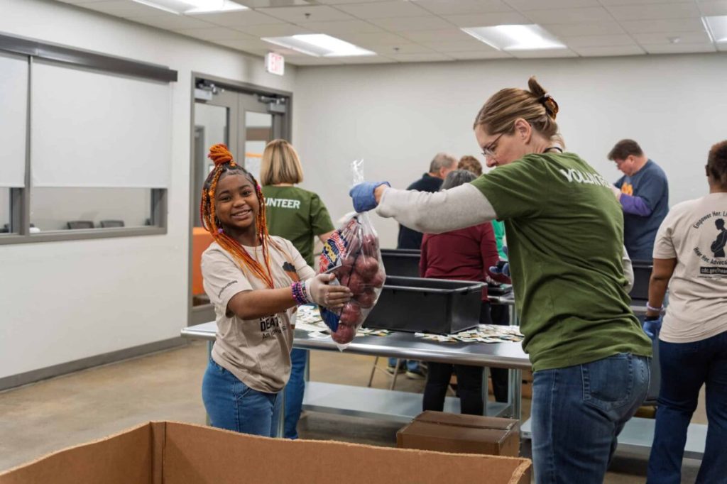 Volunteers make Iowa great. Here’s how to help, broken down by region