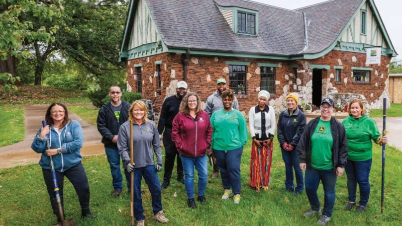 Tapestry Farms provides resources to the Quad Cities’ refugee community.