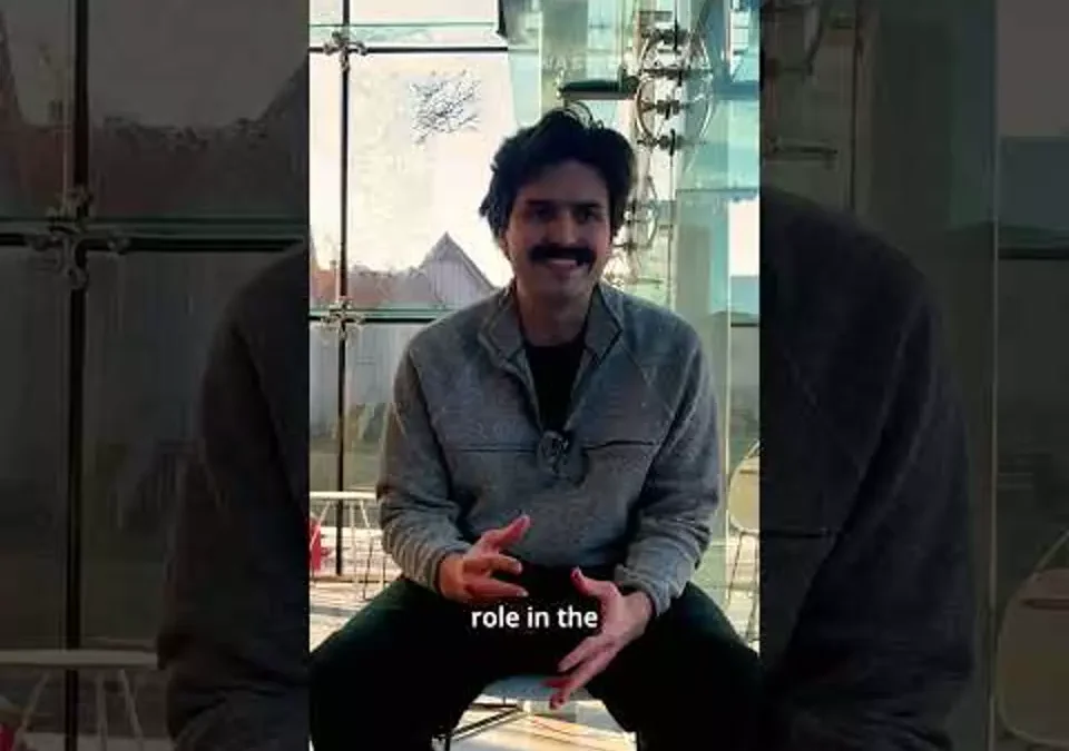 WATCH: Working Americans don’t benefit from foreign wars. Billionaires do.