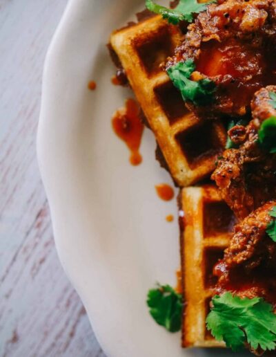 Des Moines has many restaurants serving scrumptious comfort food that will make you feel like you’re being hugged from the inside with each bite.