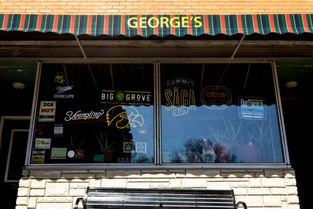The 8 oldest bars in Iowa