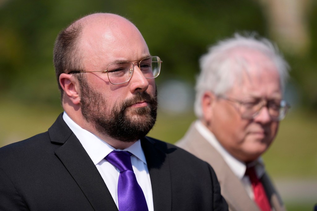 Zach Nunn wanted a Libertarian off the ballot. Here's what his campaign did about it